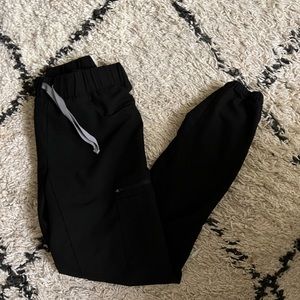 Figs black jogger scrubs